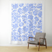 Wit poederblauw  floraal damast patroon wandkleed (In situ)