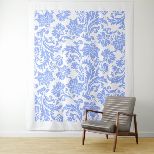 Wit poederblauw  floraal damast patroon wandkleed (In situ)