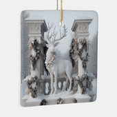 wit rendier keramisch ornament (Rechts)