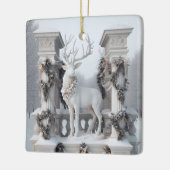 wit rendier keramisch ornament (Links)