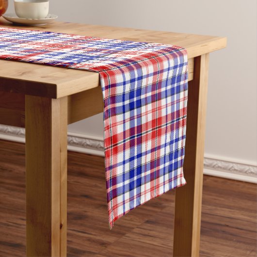 Wit Rood Blauw Geruit Schotse Ruit Design Korte Tafelloper (Voorbeeld)