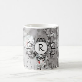 Wit roze grijs wit bloemmotief monogram koffiemok