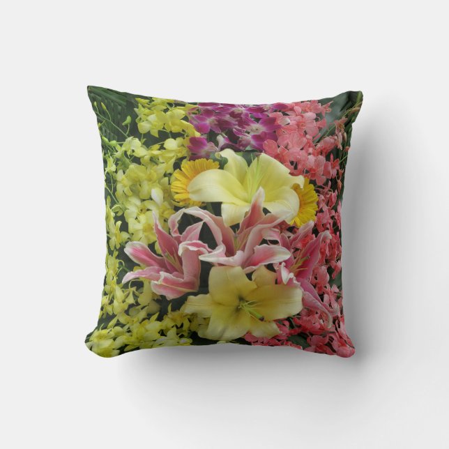 wit + roze, groen + paars, bloem + bloesem, kussen (Voorkant)