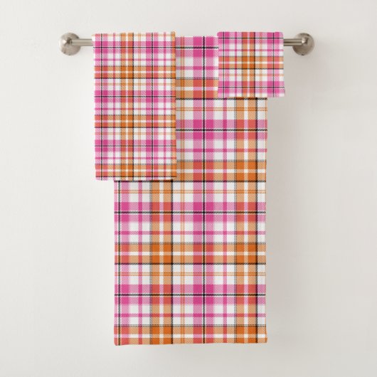 Wit Roze Oranje Schotse Ruit Ontwerp Bad Handdoek (Insitu)