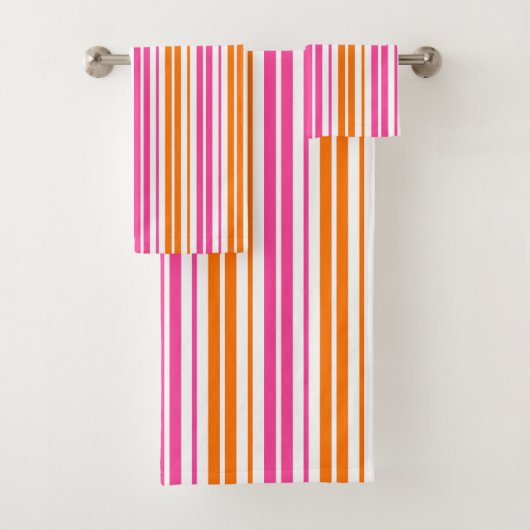 Wit Roze Oranje Verticaal Strepen Design   Bad Handdoek (Insitu)