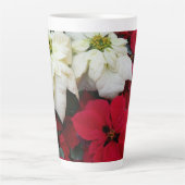 Wit-Russische en Rode Poinsettias II Kerstfeestdag Latte Mok (Voorkant)