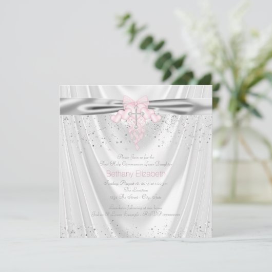 Wit Satijn Glitter Roze Kruis Eerste Communie Kaart (Staand voorkant)