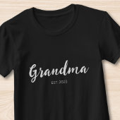 Wit Script Oma Opgericht Zwart T-shirt