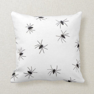Wit Sierkussen met spinnen