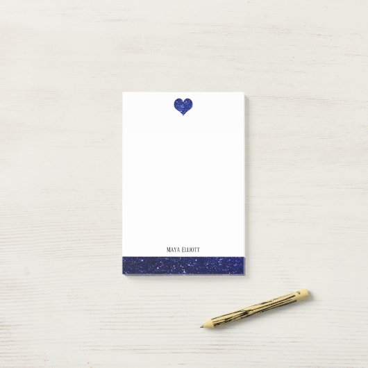 Wit w / Blauw Faux Glitter Hart & Rand + Naam Post-it® Notes (Op bureau)