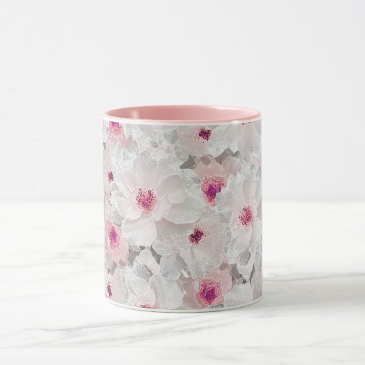 Wit-witte en roze floraal mok (Midden)