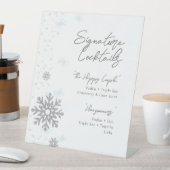 Wit Zilver Sneeuwvlokken Signature Cocktail Menu Reclamebord Met Voetstuk (Insitu)