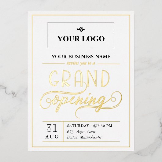 Wit Zwart & Goud Brede Logo Grand Opening Folie Uitnodiging Briefkaart (Voorkant)