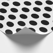 wit & zwart Polka Dots modern chic Cadeaupapier (Hoek)