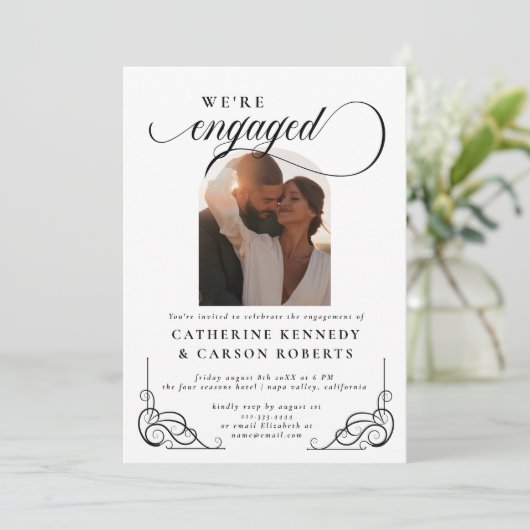 Wit & Zwart Script Kalligrafie Betrokkenheid Party Kaart (Staand voorkant)