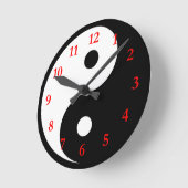 Wit Zwart Yin Yang Symbool met Rode Nummers Ronde Klok (Hoek)