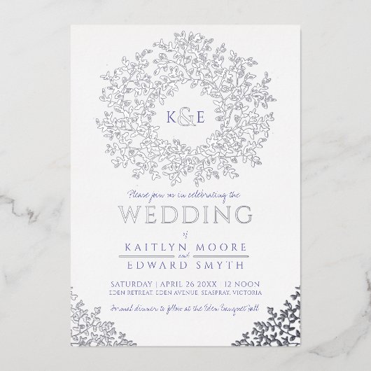Witblauwe bruiloft met zilverbladeren folie uitnodiging (Voorkant)