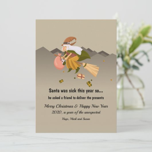 Witch Delivering Christmas Presents Card Feestdagenkaart (Staand voorkant)