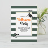 Witch en vleermuizen, grijze partij Halloween Kaart (Staand voorkant)