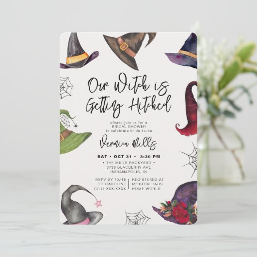 Witch Hitched Gray Halloween Vrijgezellenfeest Kaart (Staand voorkant)