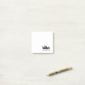 Witch in hand-lettered black ink saying post-it® notes (Op bureau)