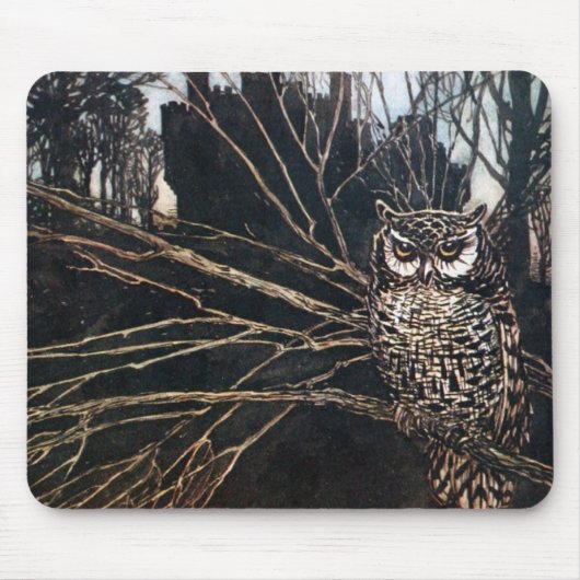Witch in Owl Form Muismat (Voorkant)