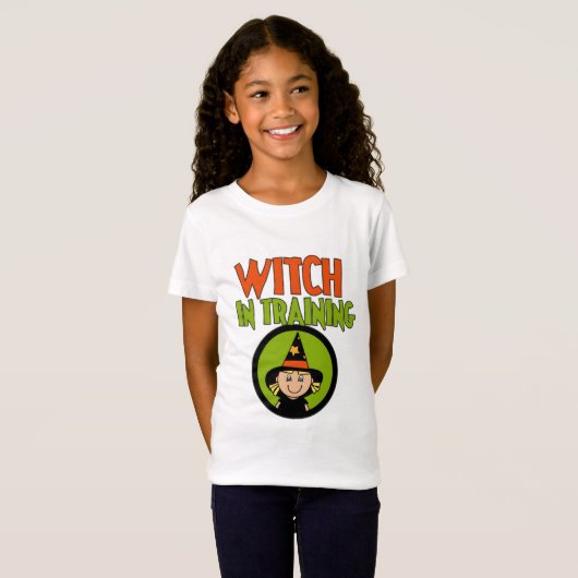 Witch in Training T-shirts en cadeautjes (Voorkant volledig)