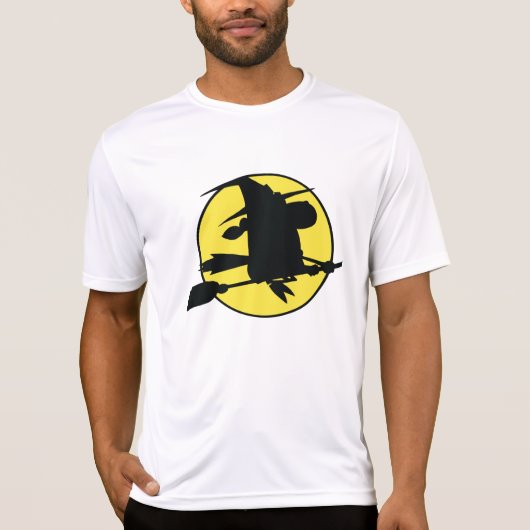 Witch Silhouette Flying on Broom Against Full Moon T-shirt (Voorkant)