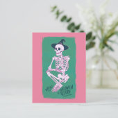Witch Skeleton Wachten Op Halloween Om Terug Te Ko Briefkaart (Staand voorkant)