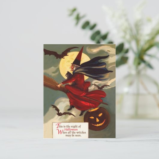 Witch vliegt op haar bezemkamer in Halloween night Briefkaart (Staand voorkant)
