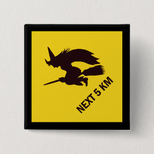 Witch Zone Sign - Metrisch Vierkante Button 5,1 Cm