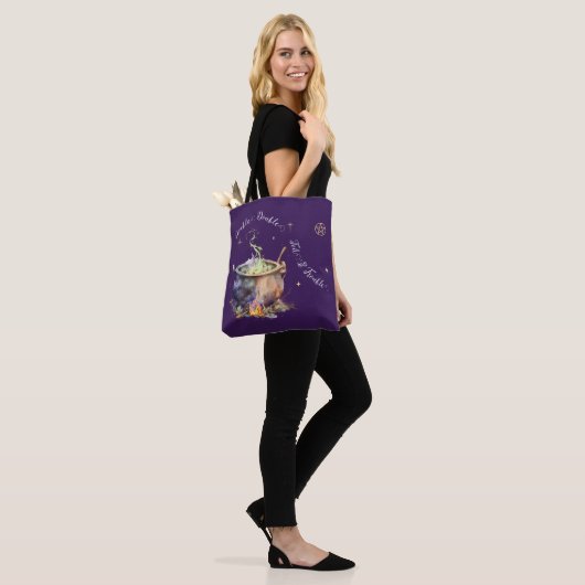 Witch's Cauldron Tote Bag (Op model)