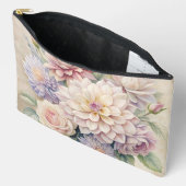 Witch's Floral Charm Pouch - Witch's Garden Dreams Etui (Open)
