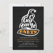 Witch's Pet Typografie Halloween Party Kaart (Voorkant)