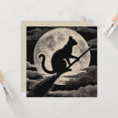 Witchy Cat on Broomstick met Full Moon  Kaart (Voorkant / Achterkant in situ)