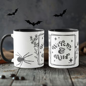 Witchy en Wild retro zwart Happy Halloween Mok