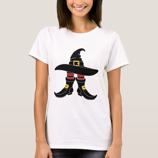Witchy Walkabout: Hat and Heels Halloween Graphic T-shirt (Voorkant)