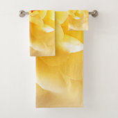 Witgele rozenzachte lichtkleuren bad handdoek (Insitu)