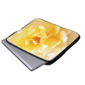 Witgele rozenzachte lichtkleuren laptop sleeve (Voorkant onderkant)