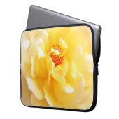 Witgele rozenzachte lichtkleuren laptop sleeve (Voorkant Links)