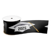 Witte 2025 afstudeerdoppen op zwart satijnen lint (Spoel)