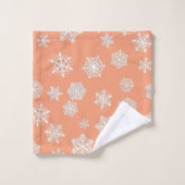 Witte 3-D sneeuwvlokken op een perzikachtergrond Bad Handdoek (Wasdoekje)