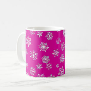 Witte 3-D sneeuwvlokken op een roze fuchsia-achter Koffiemok