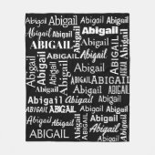 Witte ABIGAIL naam op zwart Fleece Deken (Voorkant)