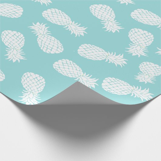 witte ananassen op om het even welke kleurenachter cadeaupapier (Hoek)