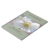 Witte anemoon close-up herdenking notitieboek (Linkerzijde)