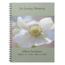 Witte anemoon close-up herdenking notitieboek