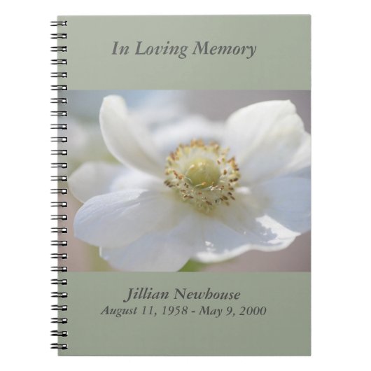 Witte anemoon close-up herdenking notitieboek (Voorkant)