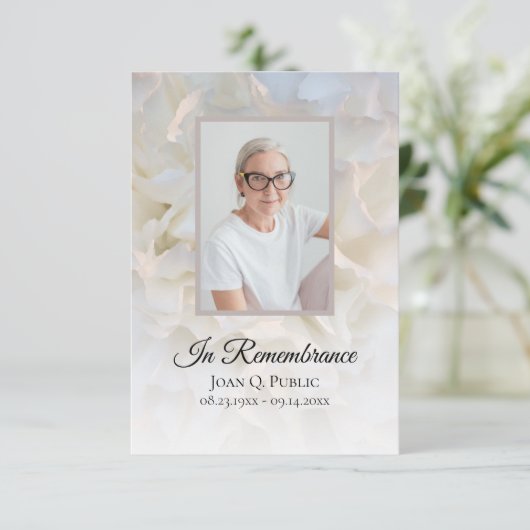 Witte anjer bloemenbegrafenis gedenkteken sympathi bedankkaart (Staand voorkant)