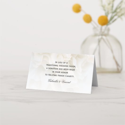 Witte anjer Floral Wedding Charity Favors Plaatskaartje (Voorkant)
